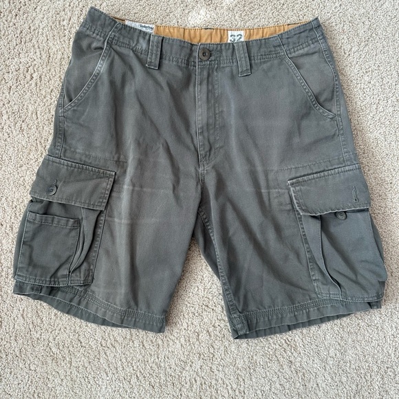 Men’s Timberland cargo shorts size 32 - Picture 2 of 9